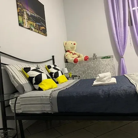 Gray House Неаполь